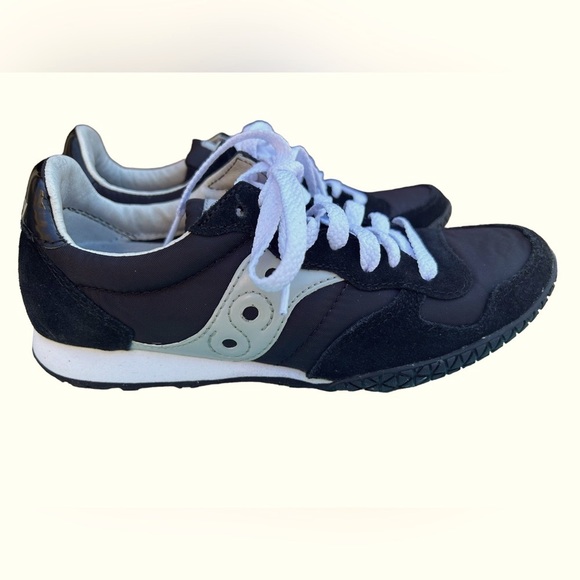 Saucony Shoes - Saucony Womens Bullet  Black Casual Shoes Sneakers Size 5- Like New!!